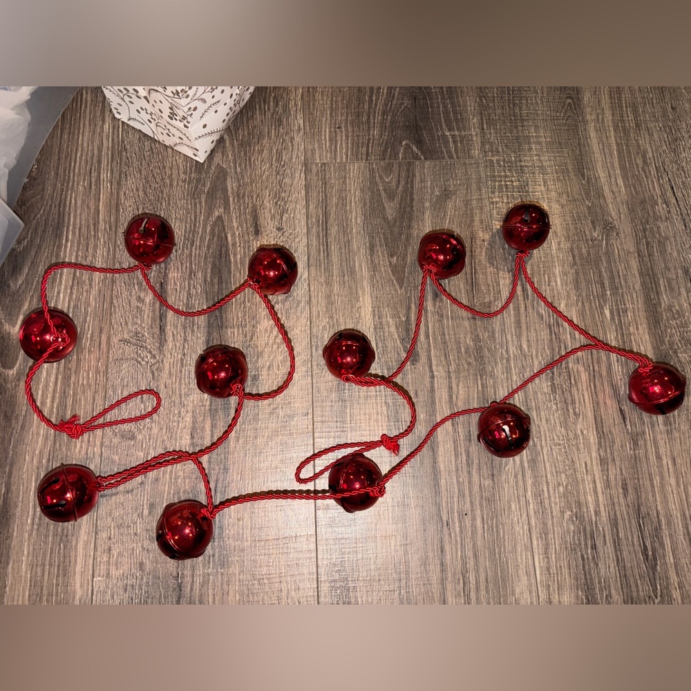 🏷️ 3/$75 Deal 🫱🏻‍🫲🏽 Christmas Holiday Bells & Mistletoe Doorway Decor